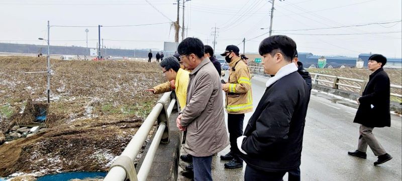 평택시의회는 16일,  오염수 피해지역(청북읍·오성면)을 '특별재난지역'으로 선포해 줄 것을 정부와 경기도에 건의했다. 